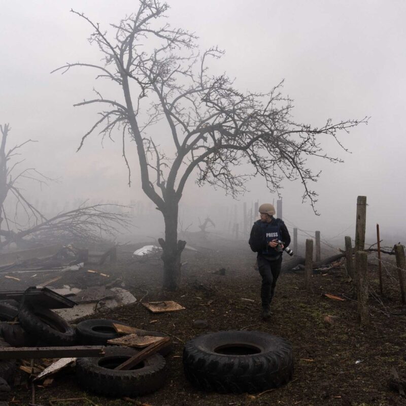 бои за мариуполь 2022. оскар мариуполь документальный. оскар мариуполь документальный.
